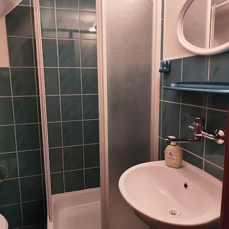 Chalupka Paci Semesterbostad *